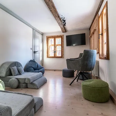 Moock- Gemuetlich Wohnen Im Denkmal Von 1766 Semesterbostad