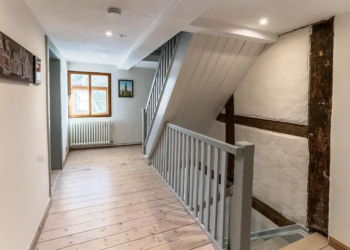 Moock- Gemuetlich Wohnen Im Denkmal Von 1766 Semesterbostad *